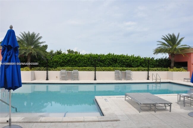 Building Photo - 4100 Salzedo St