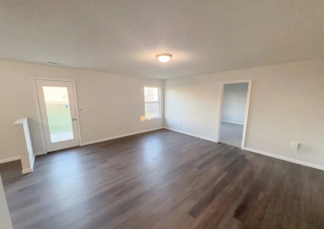 Building Photo - 6654 Hazelhatch Dr