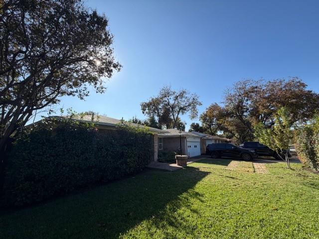 Building Photo - 3316 Walnut Hill Ln