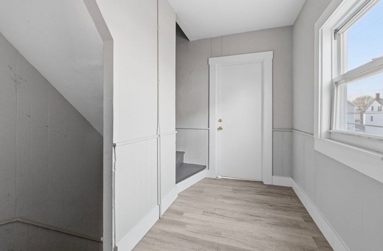 Building Photo - 255 Rodman St