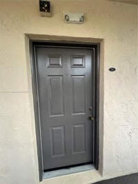 Building Photo - 14500 SW 88th Ave