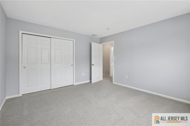 Building Photo - 103 Berkshire Dr