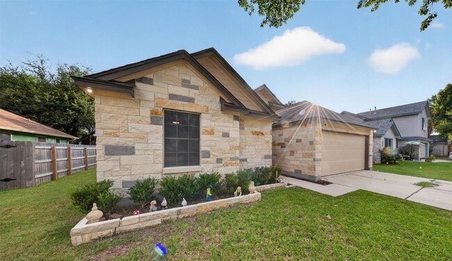Building Photo - 241 Brian Ln