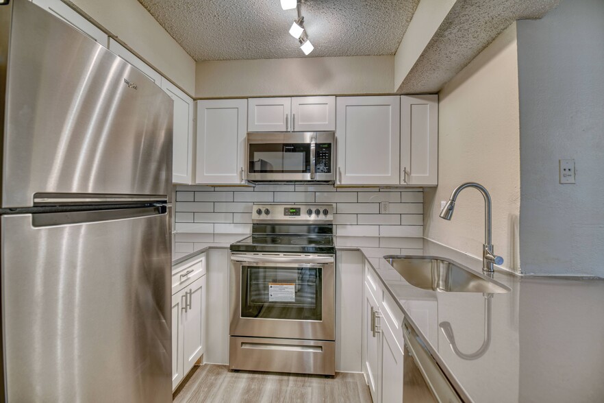 Renovated Unit - Junction at 7760