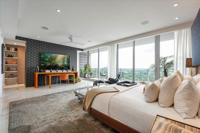 Building Photo - 1180 N Federal Hwy