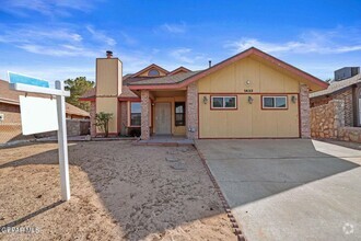 Building Photo - 1433 Sierra De Oro Dr