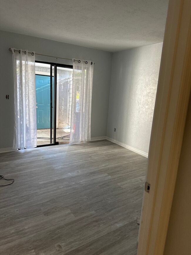 Guest Bedroom - 7 Fountain of Youth Blvd