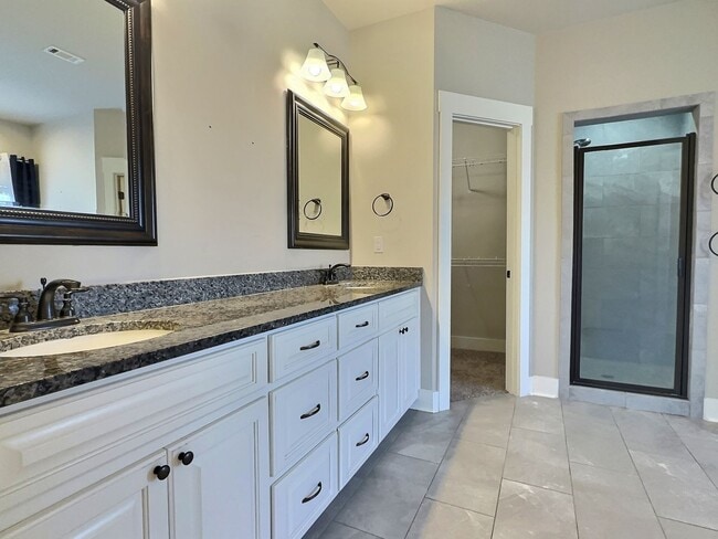 Building Photo - For Rent - Highly Desirable Summerfield, D...