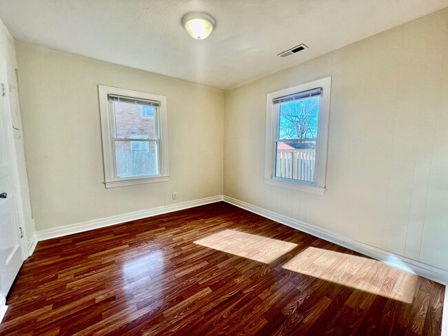 Building Photo - Move-In Ready 3-Bedroom Home with Modern Kitchen & Private Outdoor Oasis