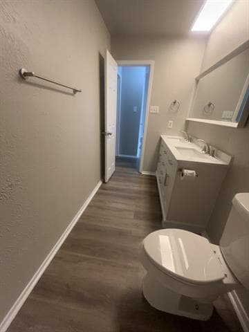 Building Photo - 1104 Southmoor Dr