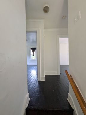 Building Photo - Section 8 approved 3 bed 1 bath home in McKeesport!