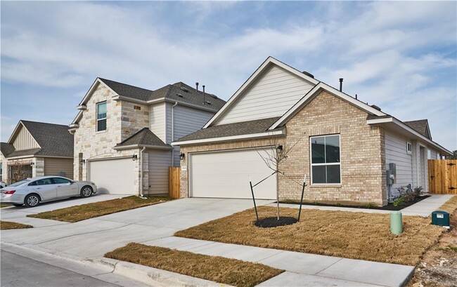 Building Photo - 816 Durness Dr