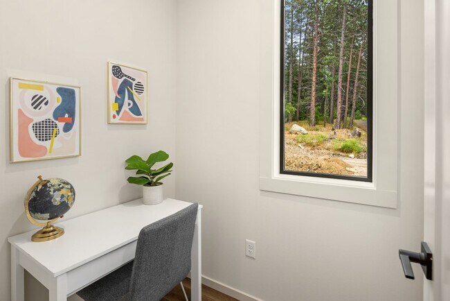 Building Photo - MAJOR RENT REDUCTION Brand New 4-Bedroom H...