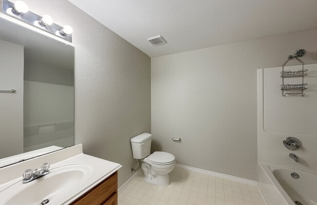 Building Photo - 6731 Providence View Ln