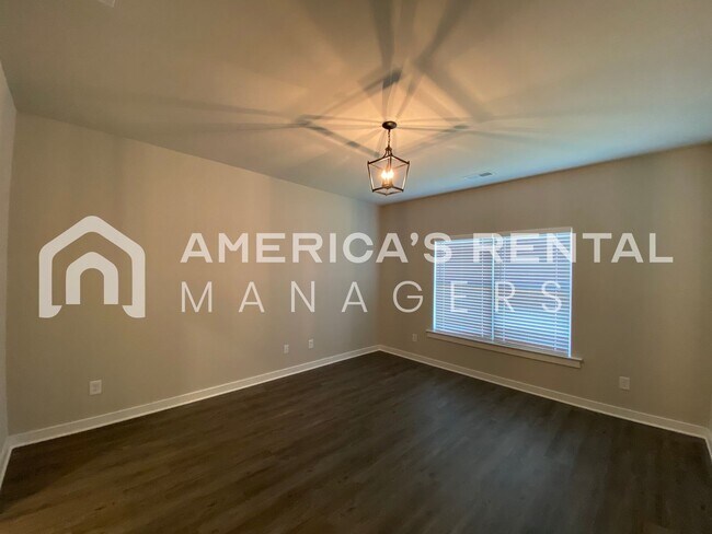 Building Photo - Home for Rent in Jemison, AL... View with 48 Hours Notice!