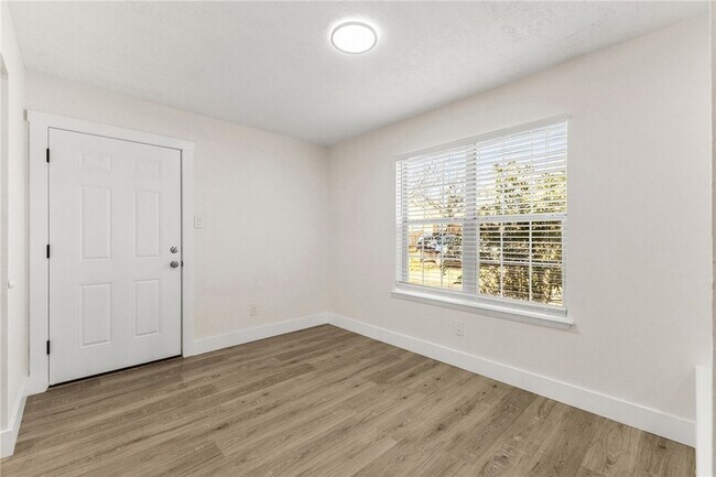 Building Photo - 2419 Brittain Ct