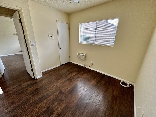 Building Photo - 2 BR in Idyllwild