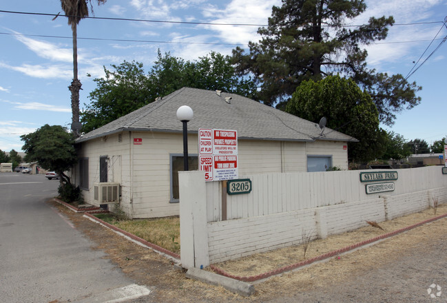 Primary Photo - Skylark Mobilehome Park