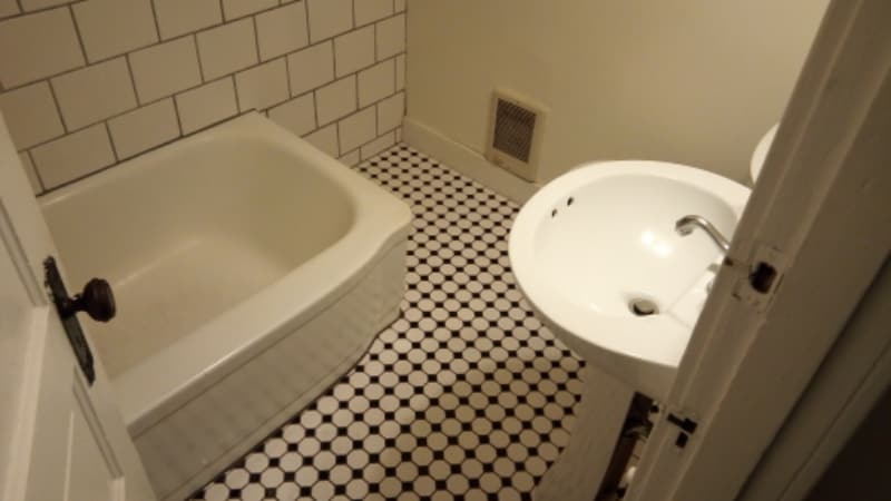 Building Photo - 563 N Simpson St