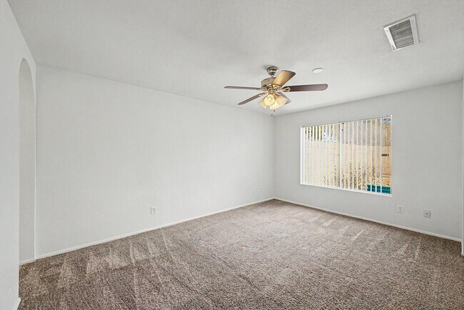 Building Photo - 11851 N 76th Dr