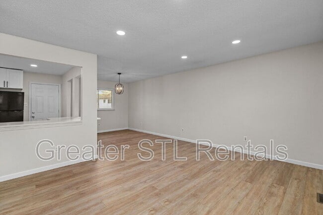 Building Photo - 2344 White Ash Ct