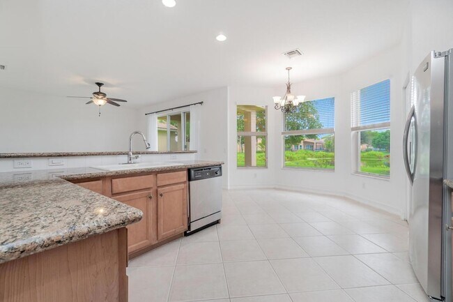Building Photo - 10324 Willow Oaks Trail