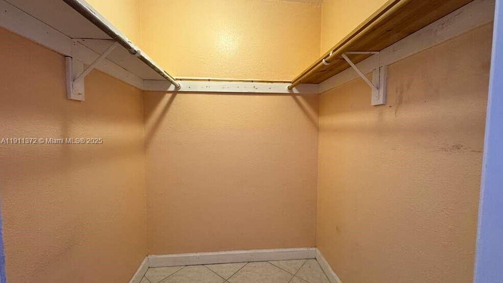 Building Photo - 6195 W 18th Ave