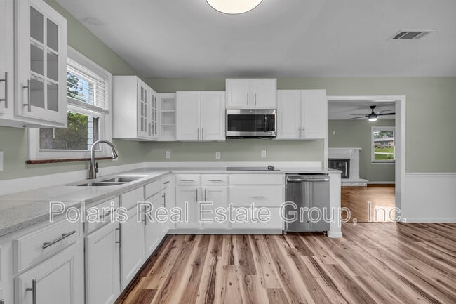 Building Photo - 8105 Allisonville Rd