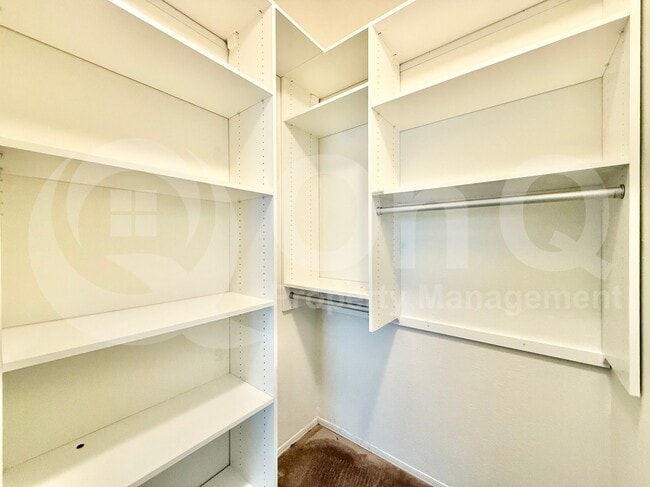 Building Photo - 11375 E Sahuaro Dr