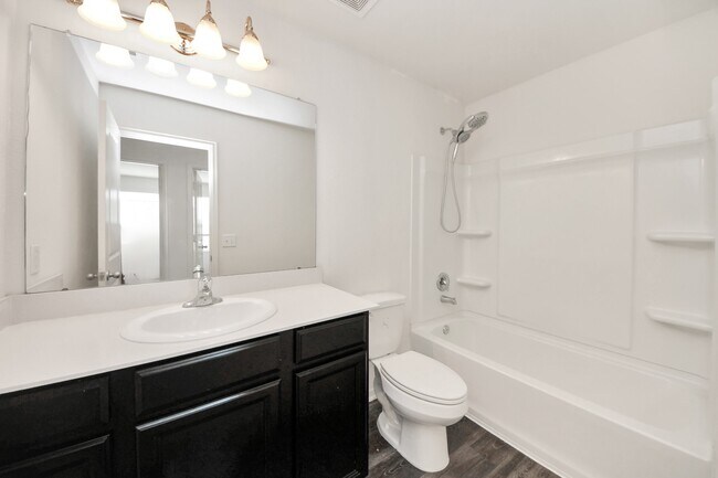 Building Photo - 2056 Spindletree Ln