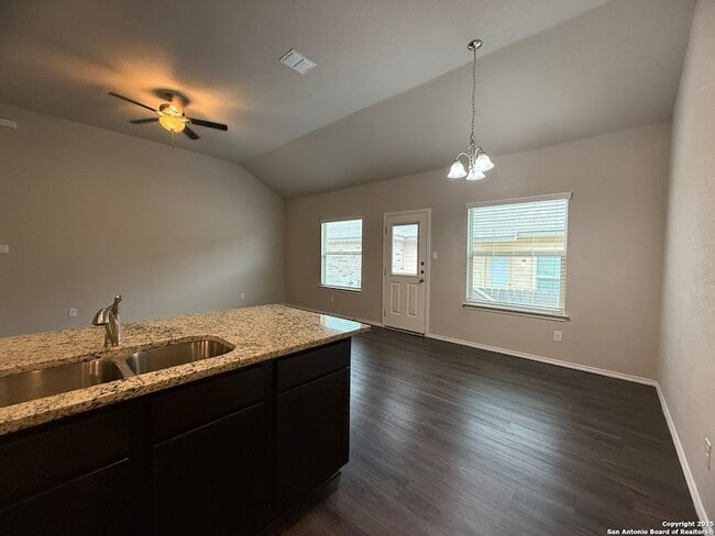 Building Photo - 9212 Canyon Bnd