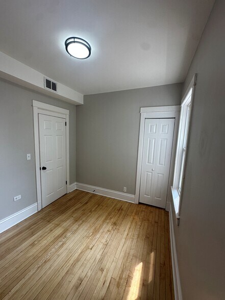 Building Photo - 5200 S Carpenter St