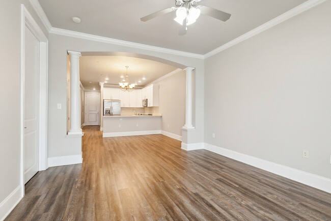 Building Photo - Beautiful 2/2 Condo in Slidell