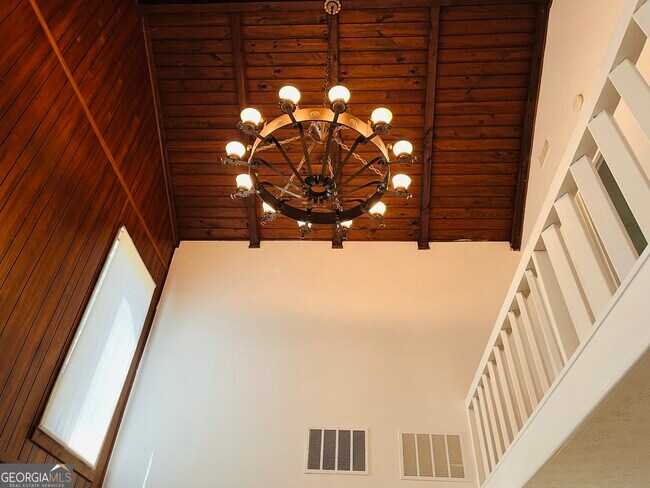 Building Photo - 2289 Roscoe Rd