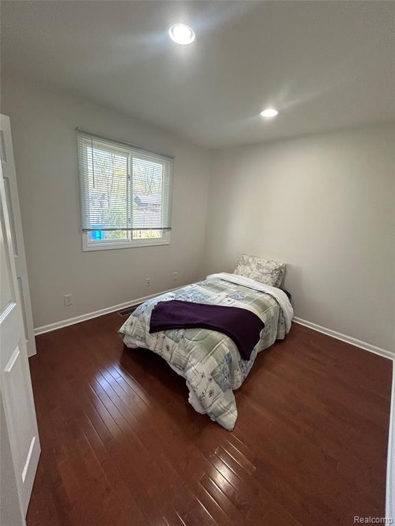 Building Photo - 3165 Chenoa St