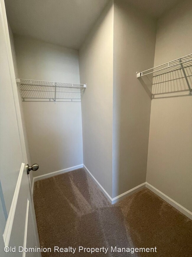 Building Photo - 4 br, 2.5 bath House - 2185 Tailor Drive