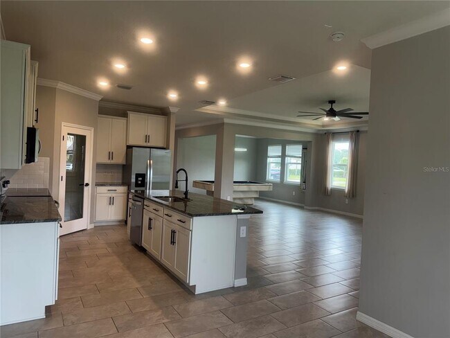 Building Photo - 5384 Grove Mill Loop