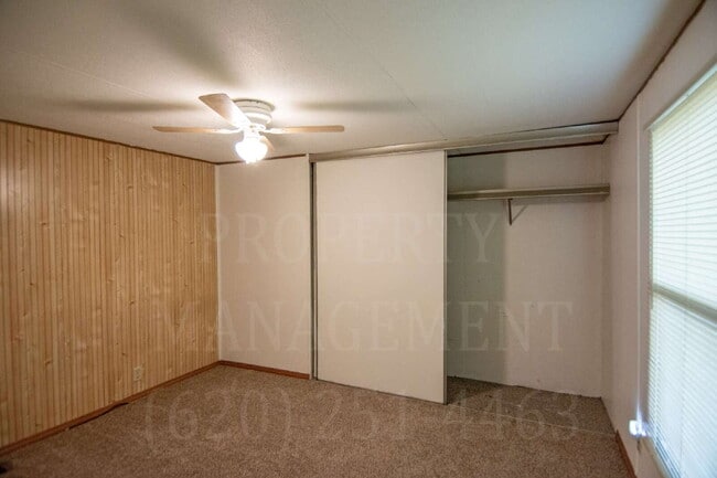 Building Photo - 3 Bedroom, 1 Bath