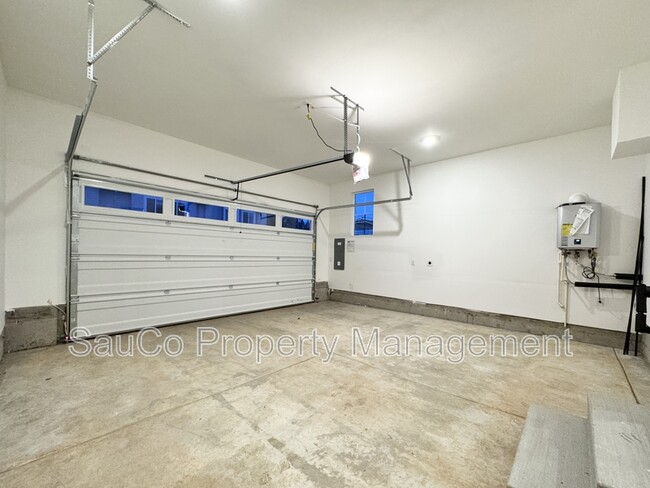 Building Photo - 7181 SE Benedict St