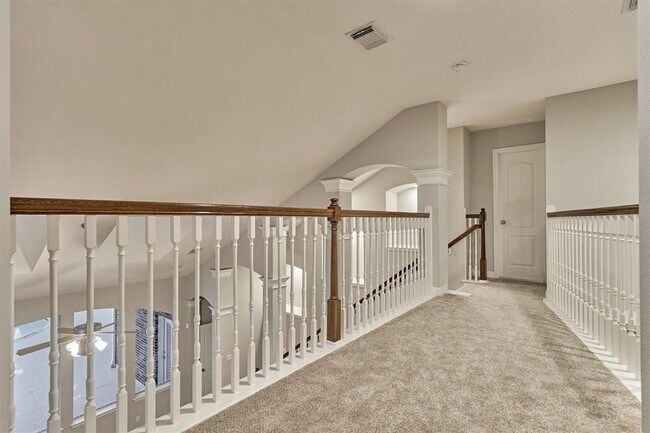 Building Photo - 20806 E Cameron Ridge Dr