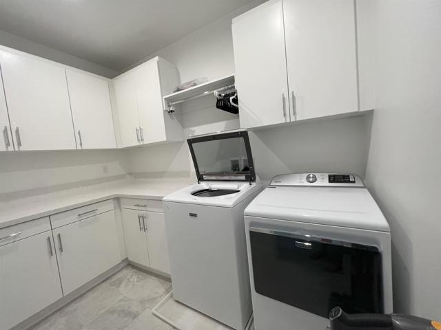 Building Photo - 2711 Via Avella