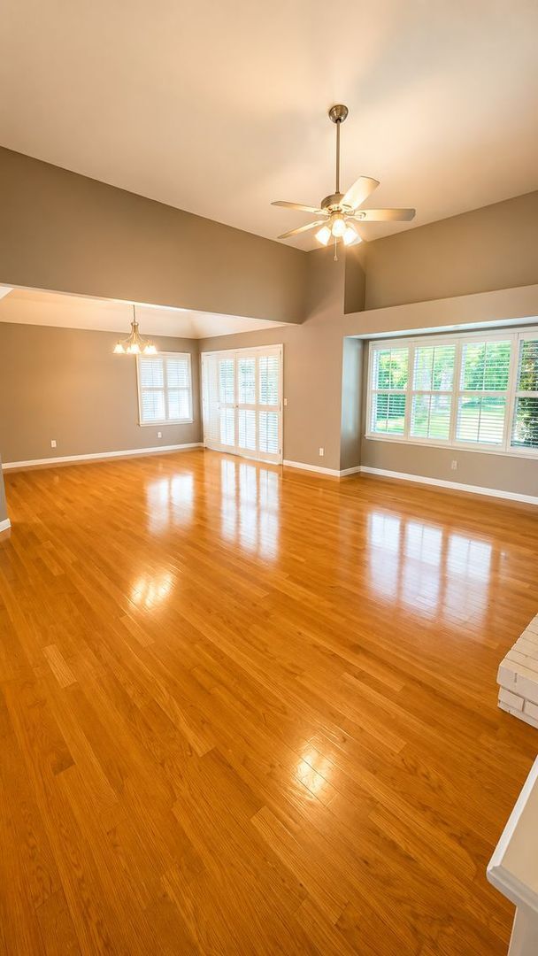 Building Photo - 802 E Catalina Cir