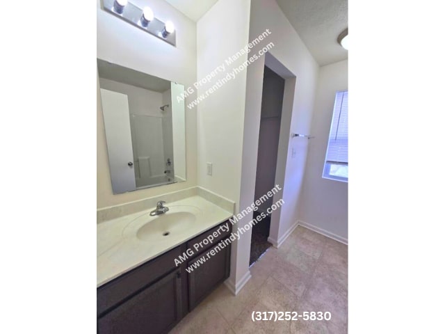 Building Photo - 4051 Tahoe Dr