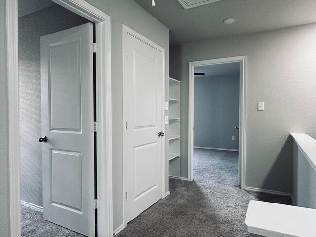 Building Photo - 7356 Misty Ridge Dr