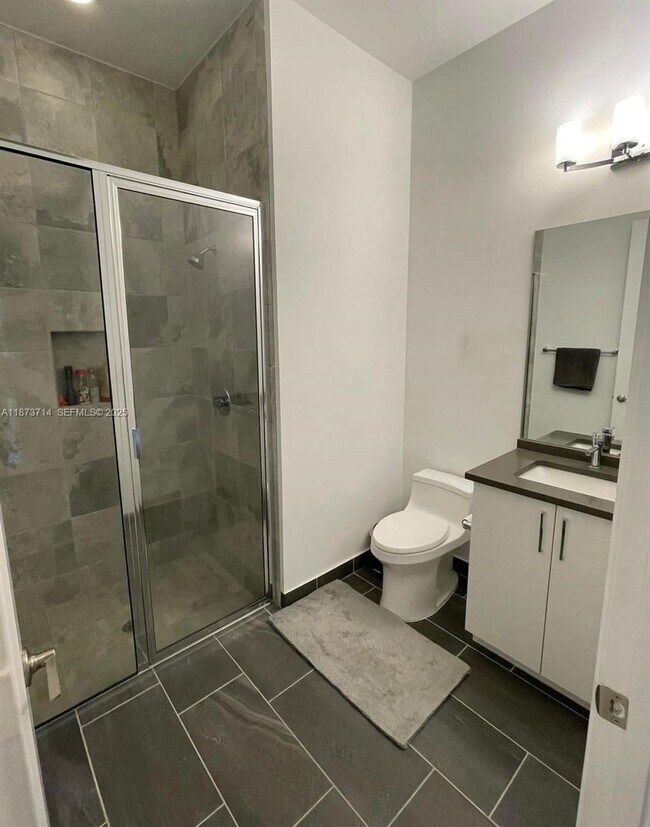 Building Photo - 17267 Windy Pointe Ln