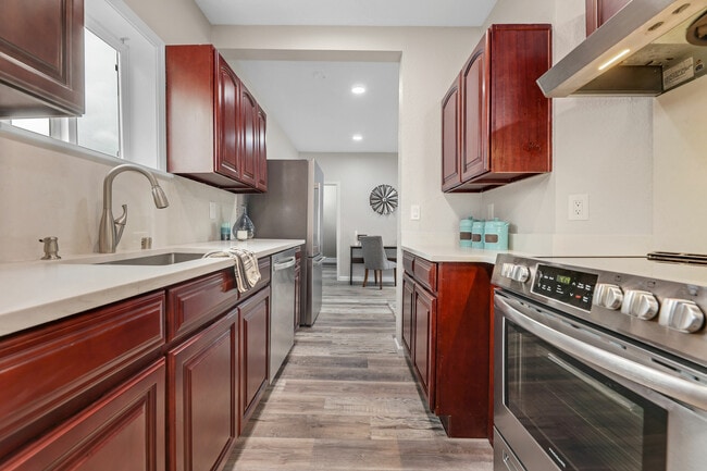 Building Photo - 2211 17th St