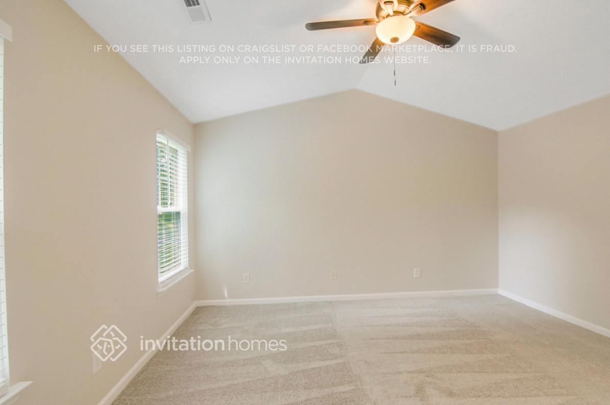 Building Photo - 4921 Silverdene St