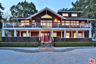 Building Photo - 2172 Argyle Ave