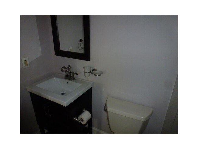 Building Photo - 21895 Lake Forest Cir