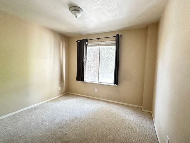 Building Photo - Downtown Salt Lake City Condo Now Available.
